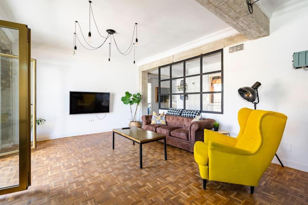 Lifehouse Cathedral * Free Parking* Superiorwifi* Apartment Алмерия Екстериор снимка