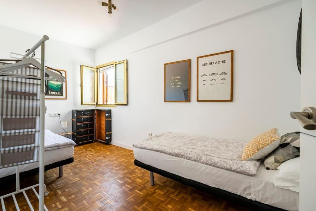 Lifehouse Cathedral * Free Parking* Superiorwifi* Apartment Алмерия Екстериор снимка