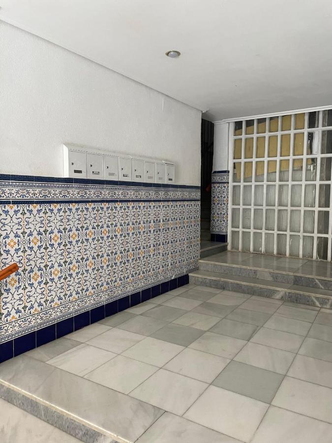 Lifehouse Cathedral * Free Parking* Superiorwifi* Apartment Алмерия Екстериор снимка
